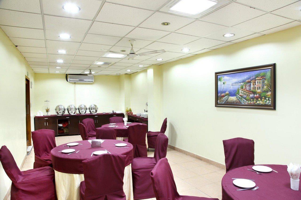 Hotel Tjs Grand Delhi  Ngoại thất bức ảnh