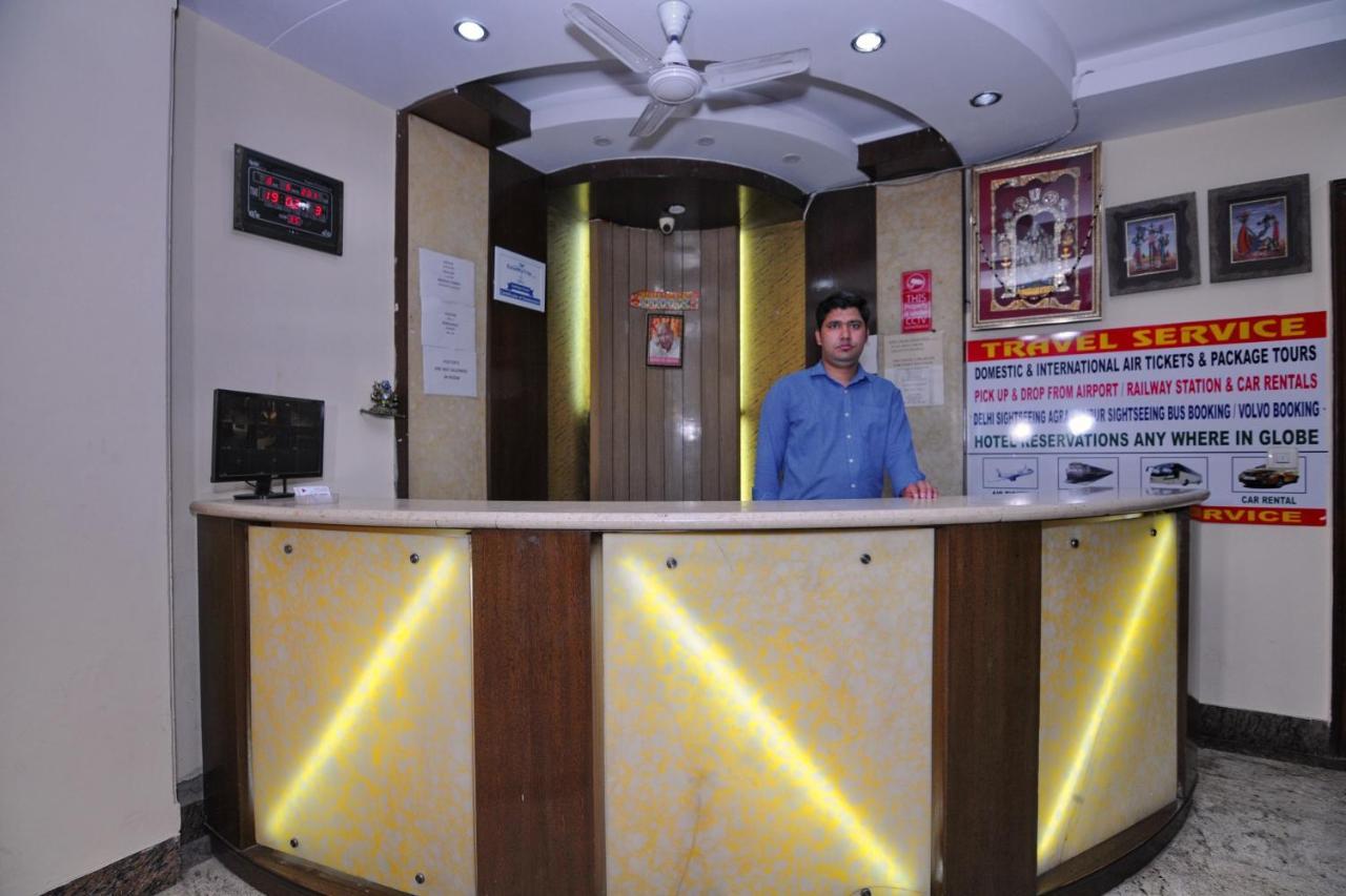 Hotel Tjs Grand Delhi  Ngoại thất bức ảnh